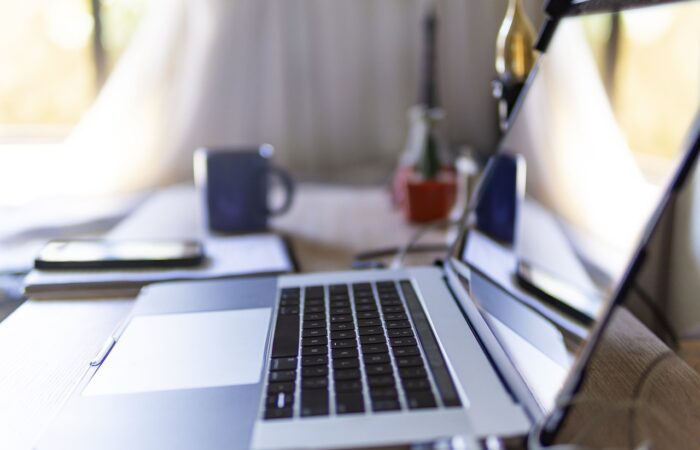 Tutorial_High_tech_:_comment_nettoyer_les_ventilateurs_de_votre_PC_portable_pour_un_fonctionnement_optimal_?